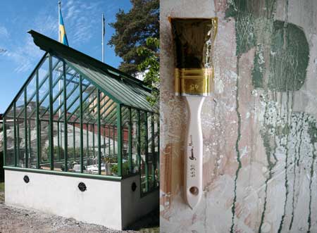 Växthusen från Sweden Green House är målade för hand med linoljefärg.