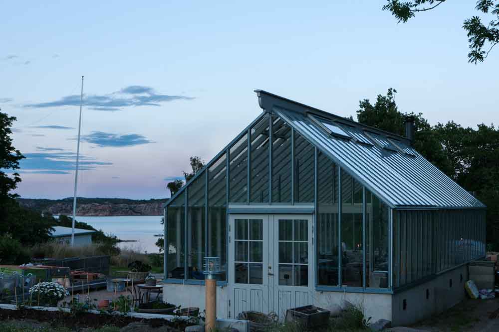 Växthus vid sjön