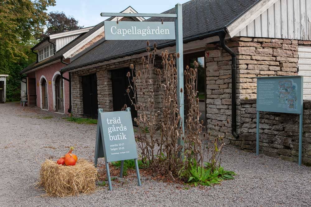 Ingång till Capellagården på Öland