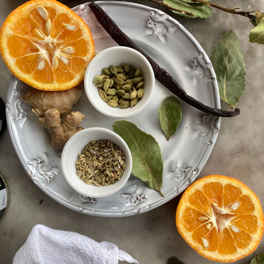 Ingredienser till citrusmarmelad.